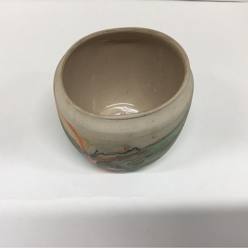 Nemadji Handcrafted Pottery Bowl - Picture 5 of 5